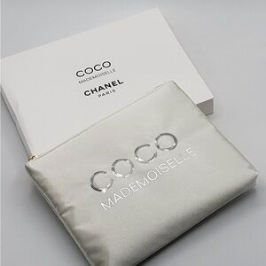 Chanel COCO Mademoiselle Cosmetics Bag